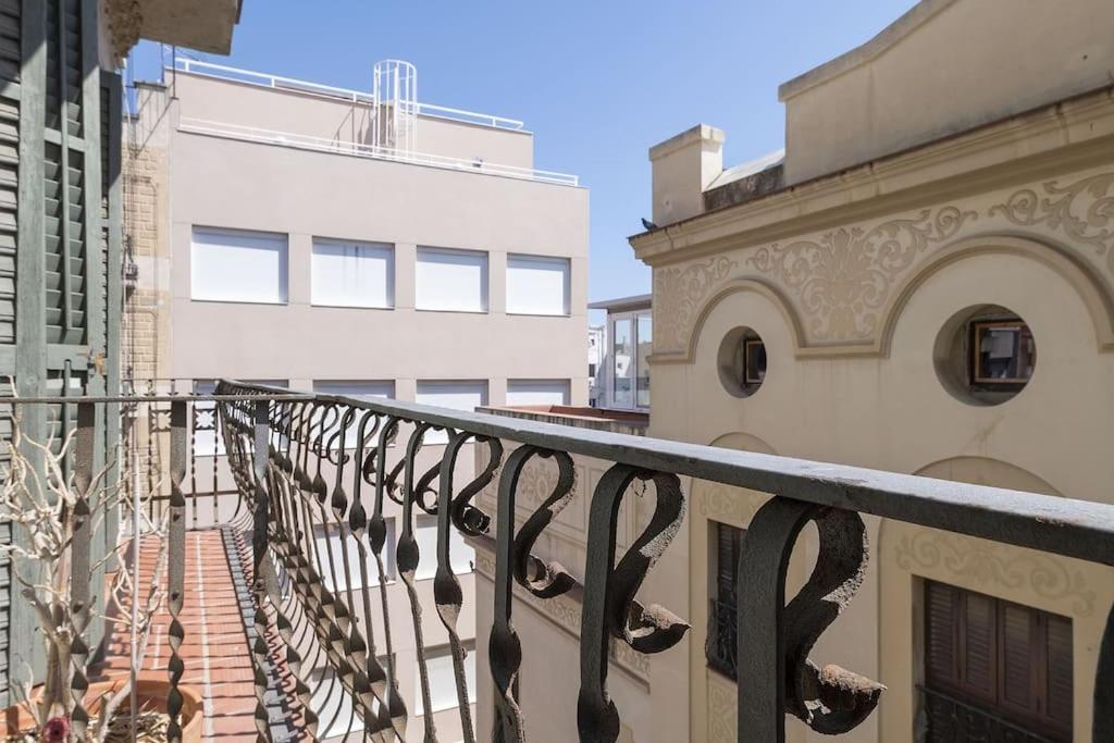 Canela Homes Barcelona Fontana Екстериор снимка