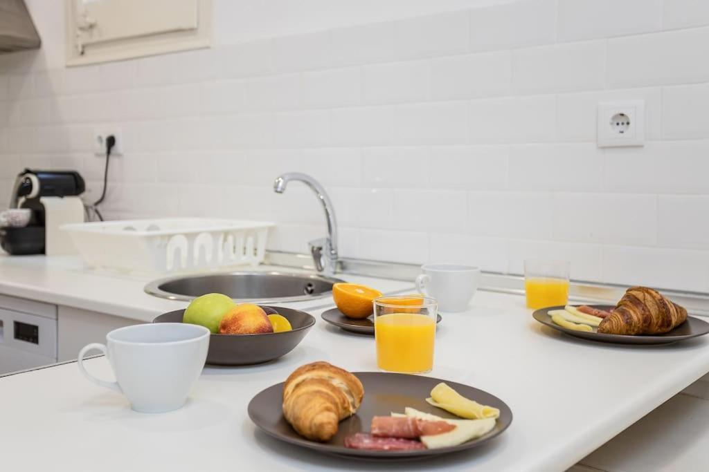 Canela Homes Barcelona Fontana Екстериор снимка