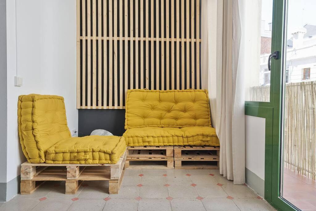 Canela Homes Barcelona Fontana Екстериор снимка