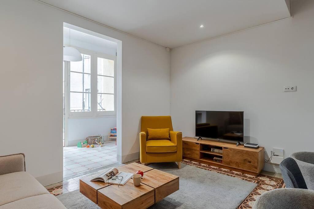Canela Homes Barcelona Fontana Екстериор снимка
