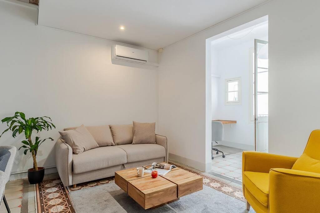 Canela Homes Barcelona Fontana Екстериор снимка
