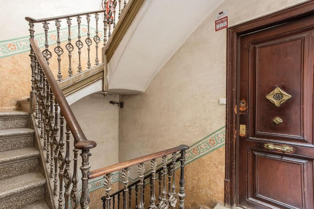 Canela Homes Barcelona Fontana Екстериор снимка